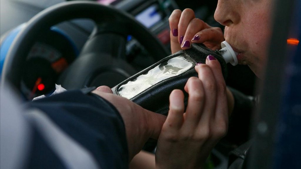 Circulaba sin licencia y alcoholizado por la avenida San Martín