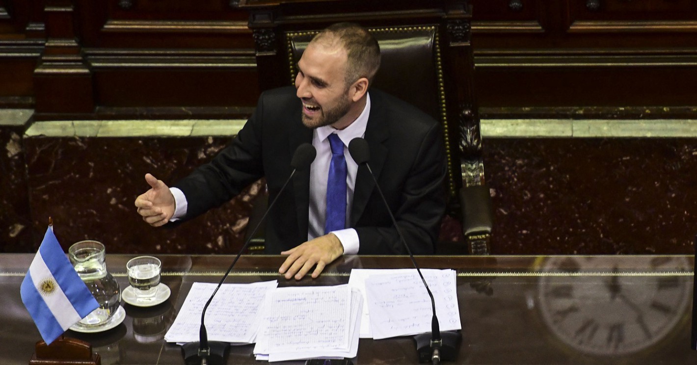 El Gobierno extendió hasta el 22 de mayo la negociación de la deuda