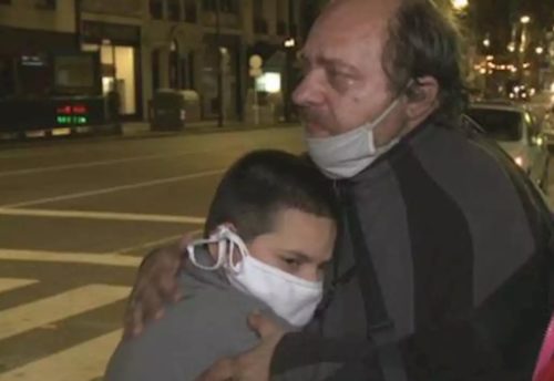 Buenos Aires: Su esposa murió, perdió el trabajo en la cuarentena y quedó en la calle con su hijo de 10 años