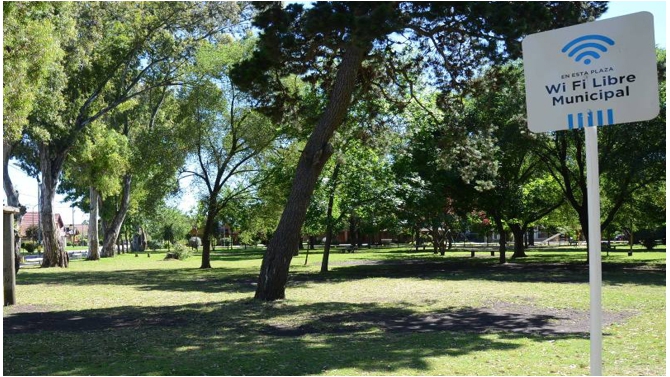 Proyecto para poner  wifi en plazas de barrios y distritos con fines  educativos