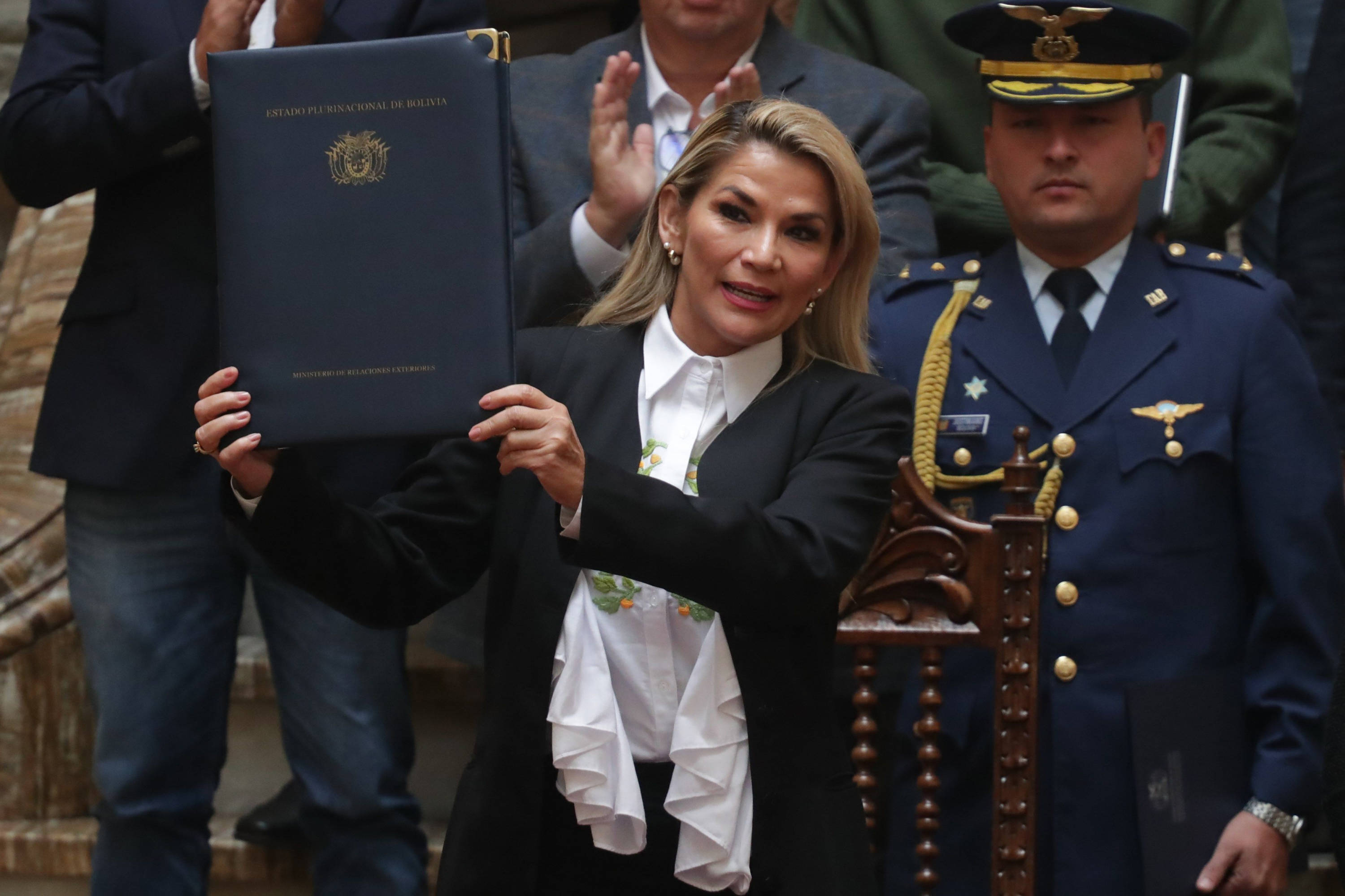 Bolivia: proponen fecha para comicios