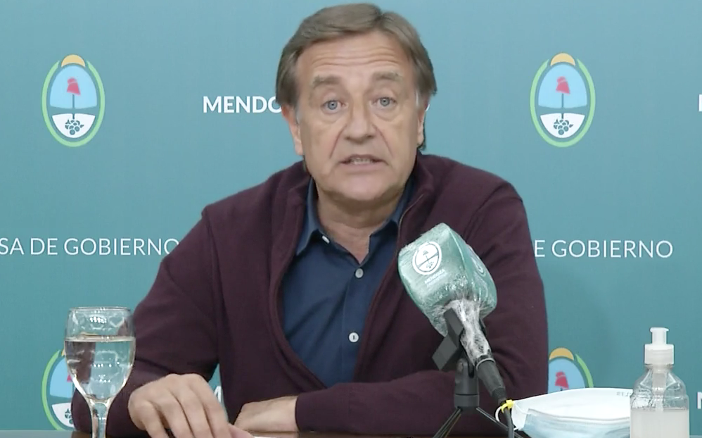 Oficial: Vuelven las salidas por DNI y prohíben las reuniones entre amigos