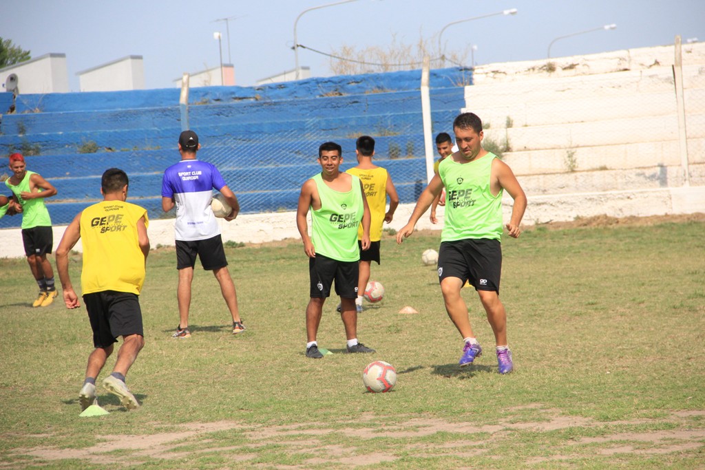 Quiroga, la imposibilidad de entrenar y la fecha indefinida del Torneo Regional