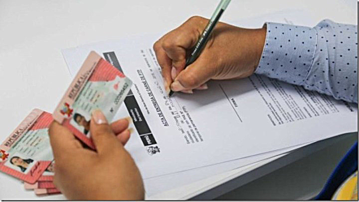 Residentes extranjeros pueden  empadronarse hasta el 31 de julio