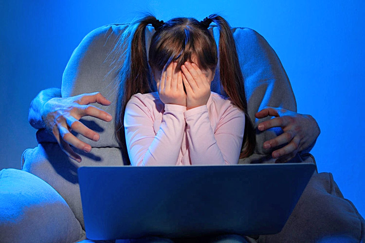 Detuvieron en Cuadro Benegas a hombre acusado de integrar red de pedofilia internacional