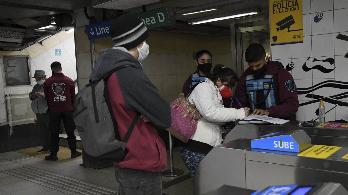 Buscan que los trabajadores de la salud viajen gratis en el transporte público