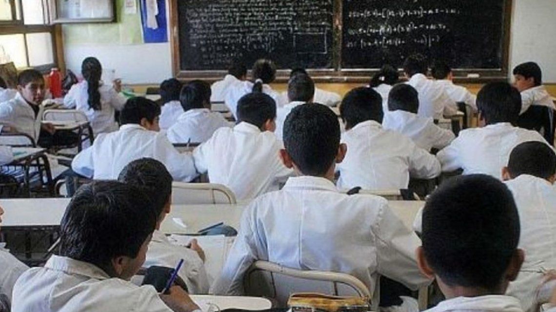 Por la pandemia, aprobar este ciclo lectivo «no implicará acreditar todo el grado»