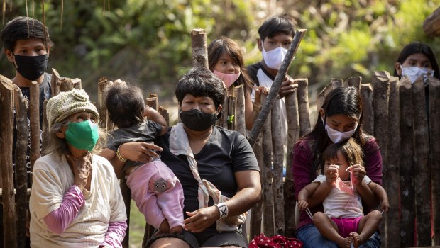 No cede el coronavirus en Brasil: 70 mil muertos y 1,8 millón de casos