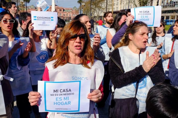 Los deudores de créditos UVA pidieron una “hipoteca justa y previsible”