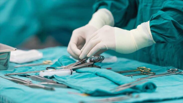 Buenos Aires: En medio de la pandemia, se dejó operar por un veterinario