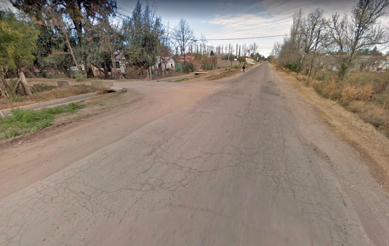 La Municipalidad se hará  cargo del ensanche,  asfaltado e iluminación  de la calle Estanislao Salas