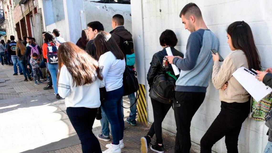 Récord en búsqueda de empleo: subió un 55% en julio de 2020