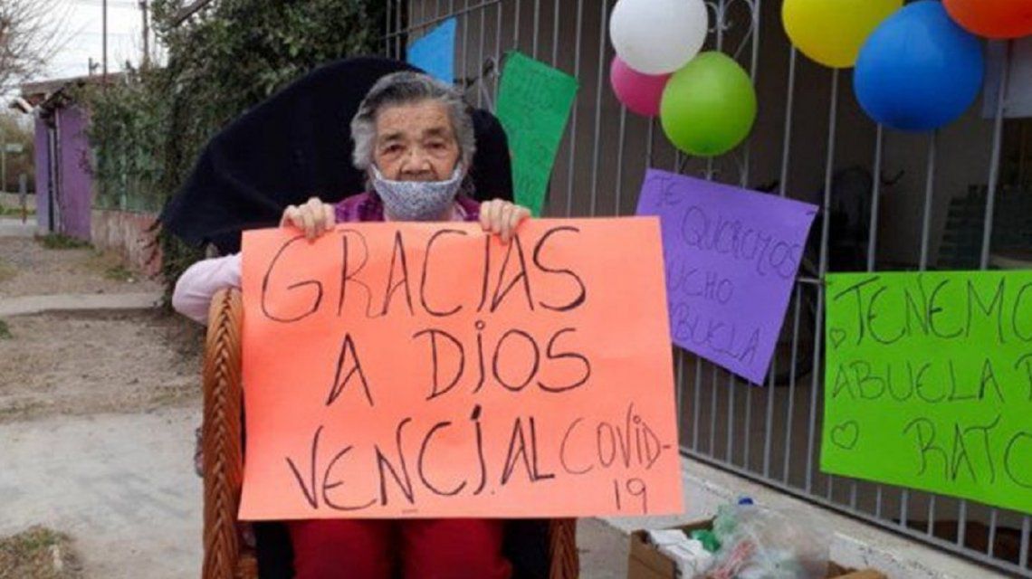Río Negro: una mujer de 85 años se recuperó del coronavirus y emocionó a todos