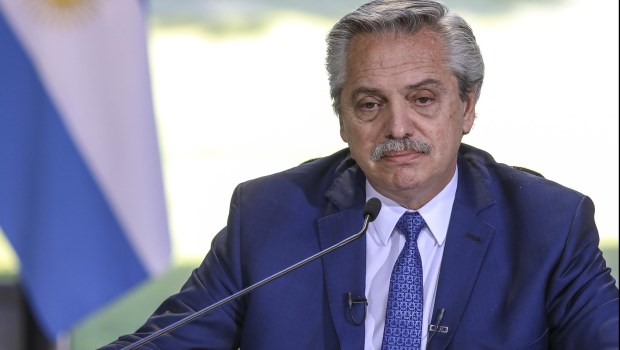 Fernández volvió a extender el aislamiento hasta el 30 de agosto y reiteró que «hace meses que la Argentina se olvidó de la cuarentena»