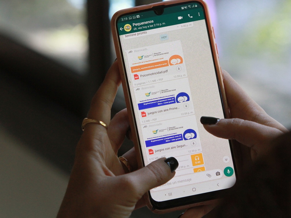 Más de 15 mil chicos no tienen celulares para hacer la tarea