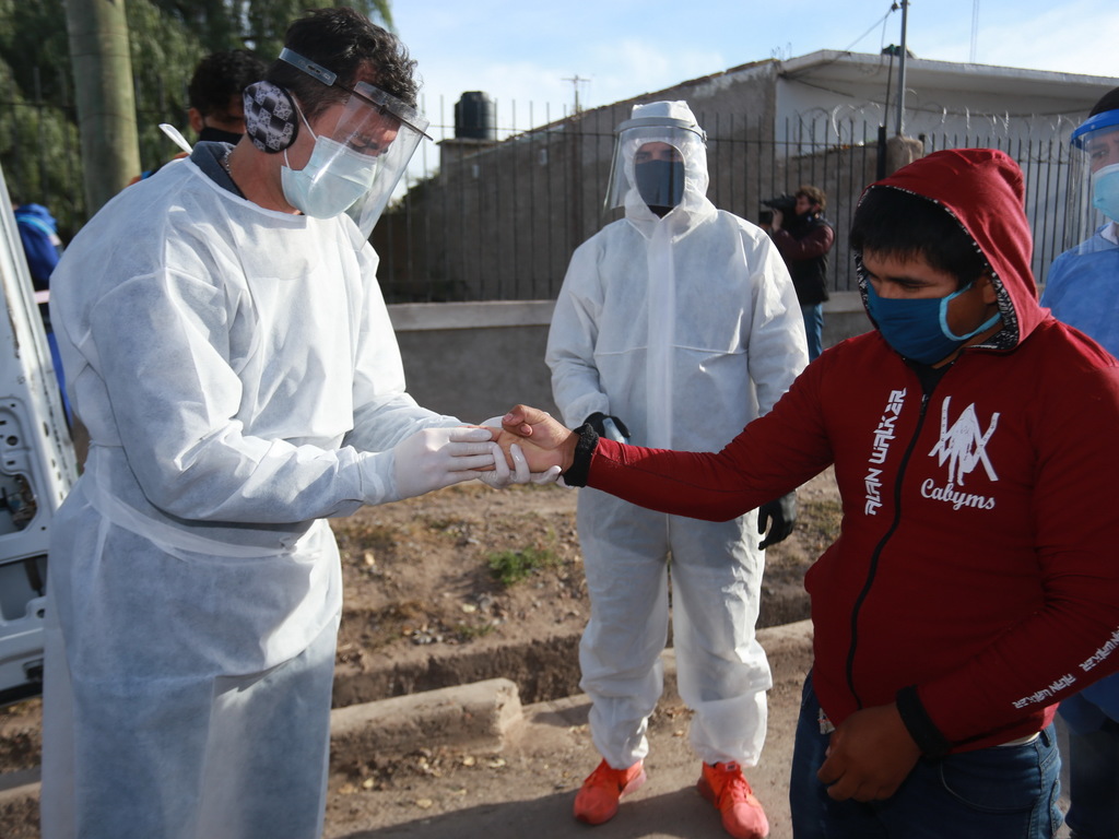 Coronavirus en Mendoza: cuántos testeos se realizan en los operativos barriales