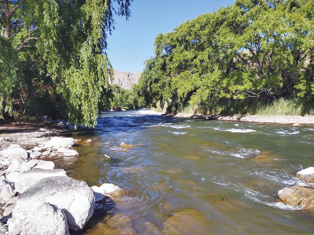 Comenzó la erogación del río Atuel