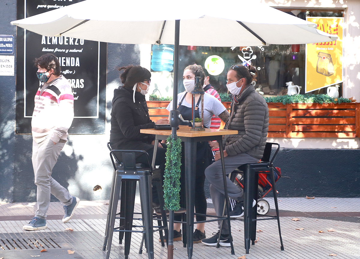 Insisten en los pedidos de reapertura  del sector gastronómico y del turístico