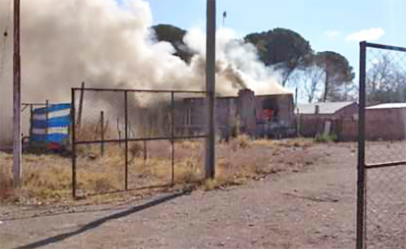 Solicitan ayuda para  una familia que perdió  todo en un incendio