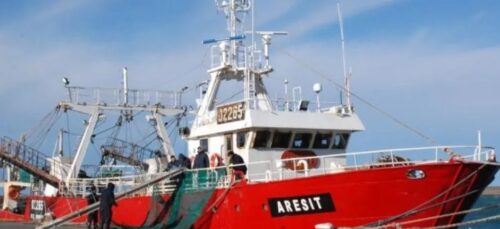 Coronavirus: ancló en Santa Cruz un pesquero con 29 tripulantes contagiados