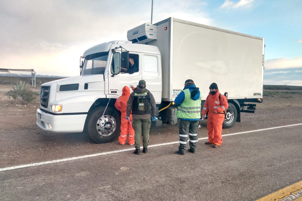 Unos 200 camioneros sanrafaelinos  pasan al día por los controles de ruta