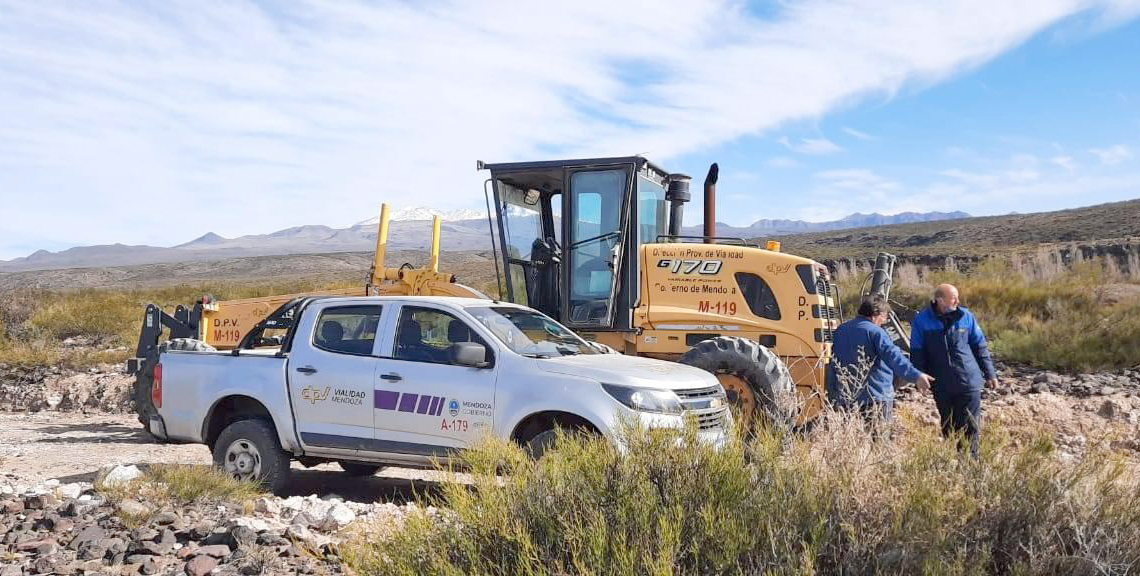 Vialidad Provincial realiza  mantenimiento en la traza  de la Ruta 190