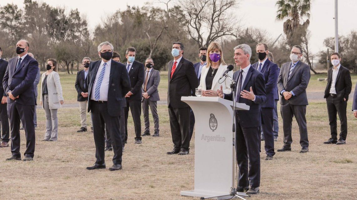 Los vuelos regulares volverán el 1 de octubre