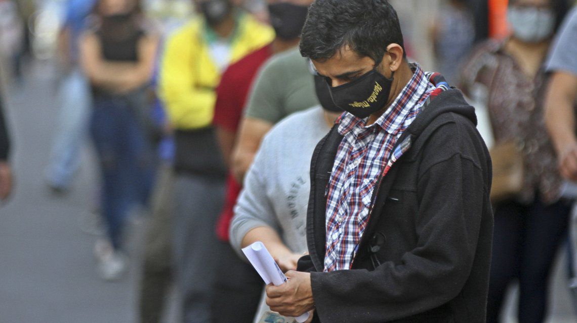 Más de 13 millones de argentinos quedaron excluidos de comprar dólar ahorro: quiénes son