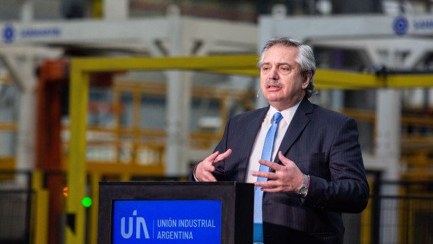 En la UIA, el Presidente fustigó a la oposición tras la polémica sesión en Diputados