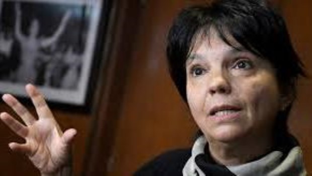 La titular de la AFIP asegura que las medidas regulatorias permitirán estabilizar la macroeconomía