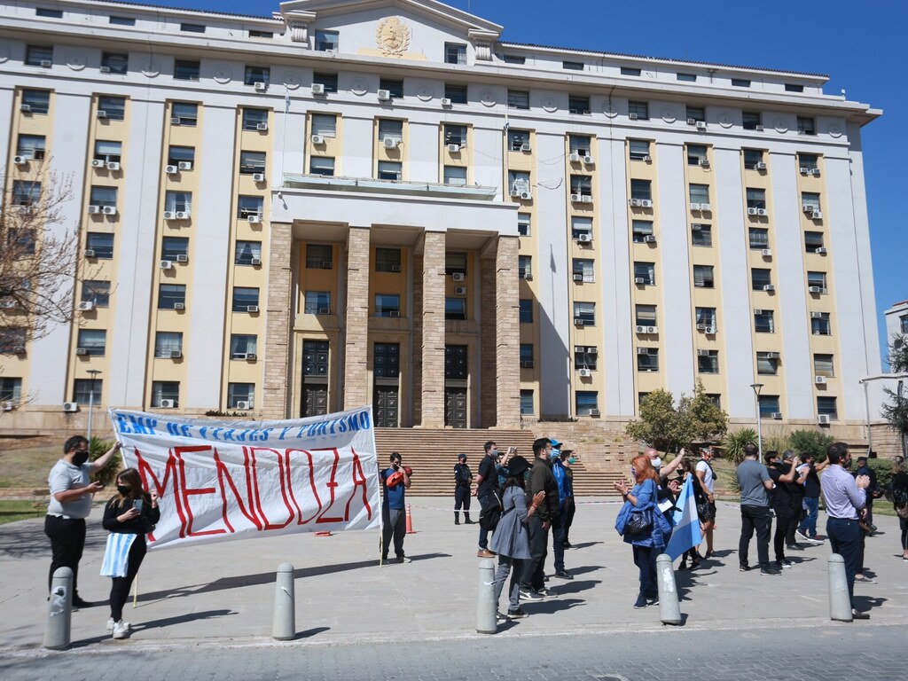 Protesta de empresas de turismo: “La industria está devastada”