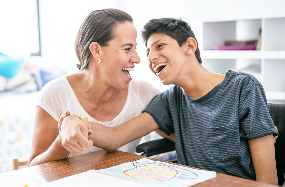 Analizan un proyecto para regular el ejercicio profesional de acompañantes terapéuticos