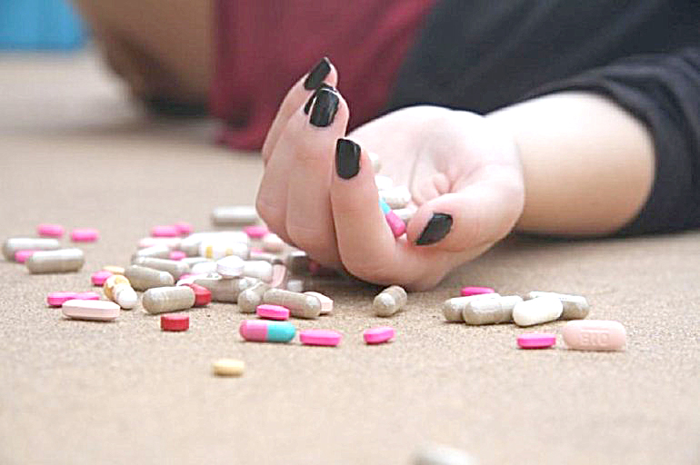 Proponen crear un programa  integral de atención al suicida