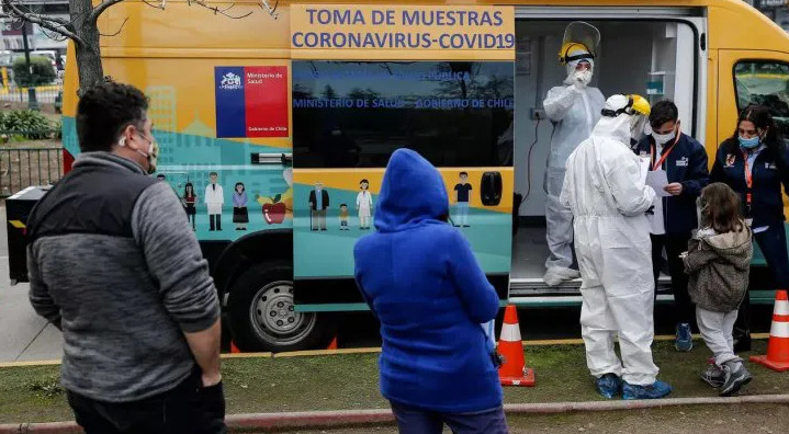 Chile pone fin a la cuarentena en Santiago