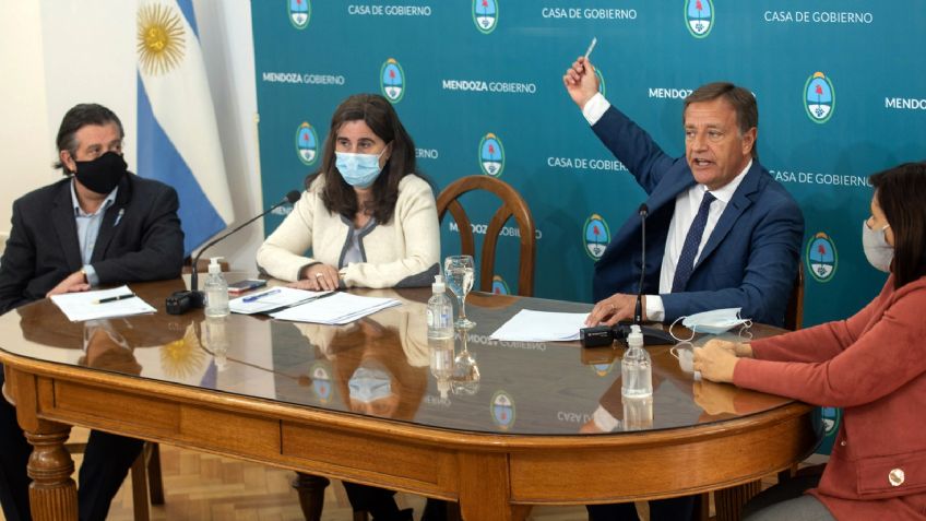 Coronavirus: Suarez no tiene síntomas, pero permanece aislado en su casa
