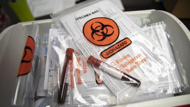 Nuevo récord de contagios diarios globales, con más de 350.000