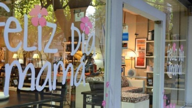 Las ventas por el Día de la Madre cayeron un 25,1 por ciento