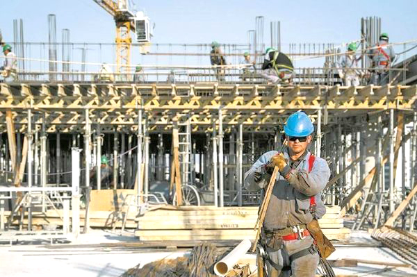 Apuntan a modificar el código de edificación  y que se puedan construir departamentos  sin cocheras en el centro