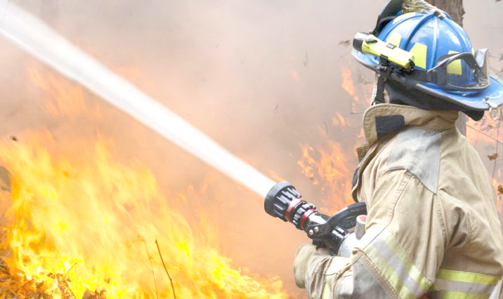 Lanzan un bono-contribución para ayudar económicamente  a bomberos voluntarios