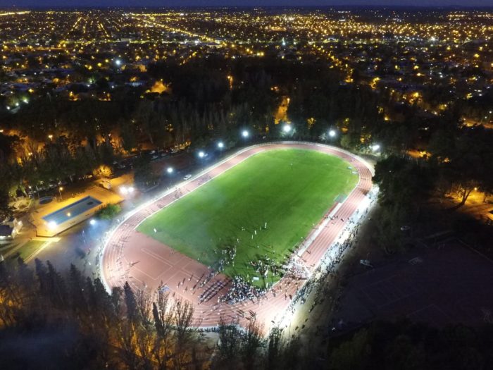 Reabre la pista de atletismo para deportistas federados y con proyección nacional