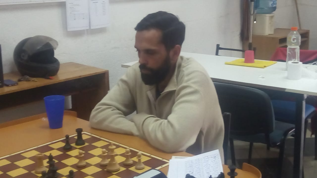 Pablo Vega ganó el torneo abierto virtual del Club de Ajedrez