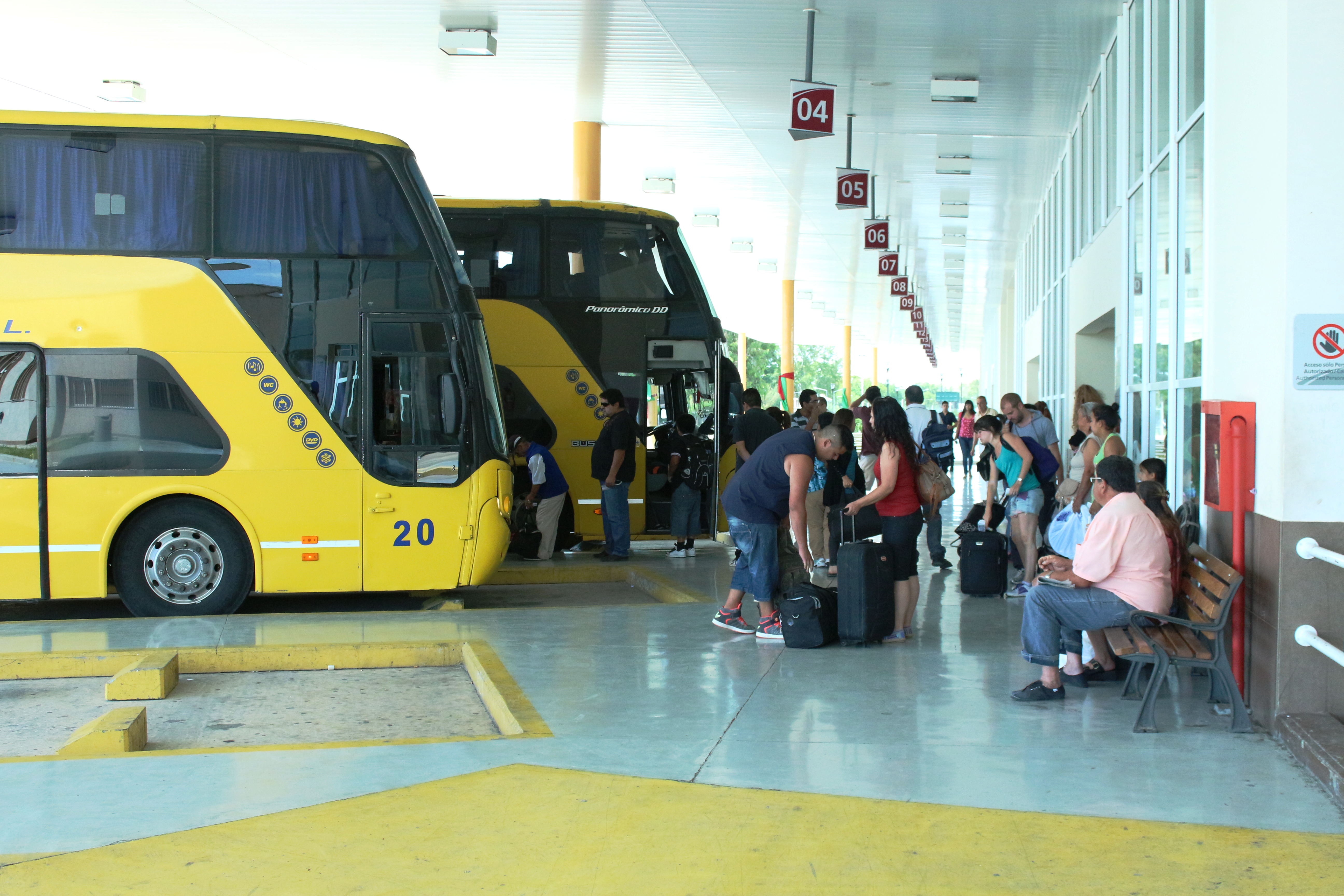 Piden habilitar en forma urgente todos los medios de transporte