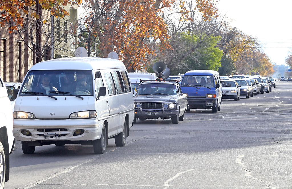 Realizarán este sábado una caravana  por el cierre del Seminario