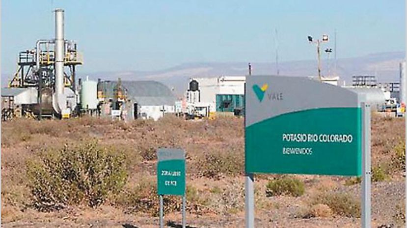 Mendoza estaría cerca de  quedarse con el yacimiento  de potasio “Río Colorado”