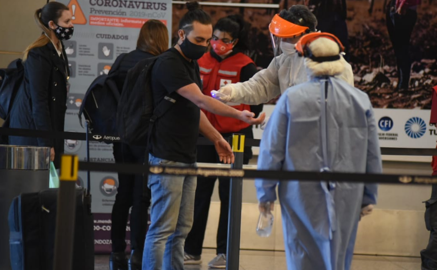 Se oficializó la eliminación del aislamiento obligatorio para quienes lleguen a Mendoza