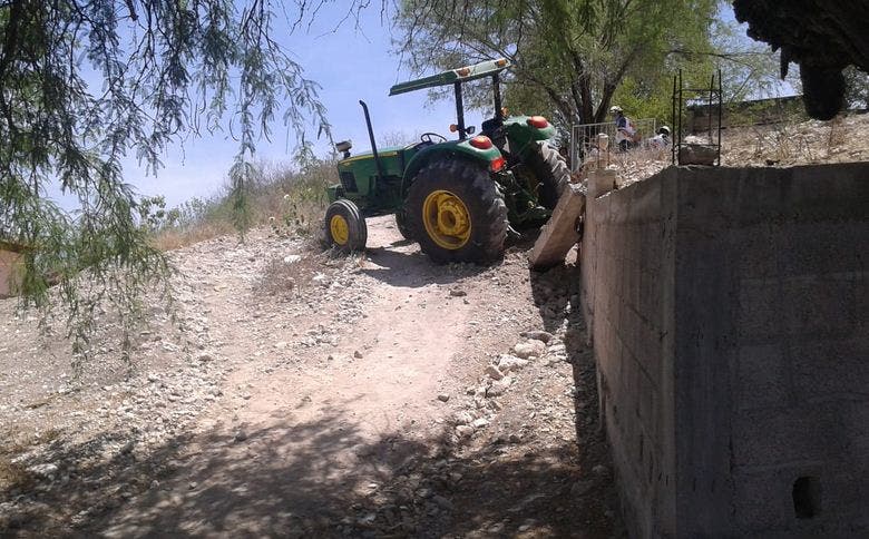 Tragedia en Cuadro Nacional: murió un hombre aplastado por un tractor
