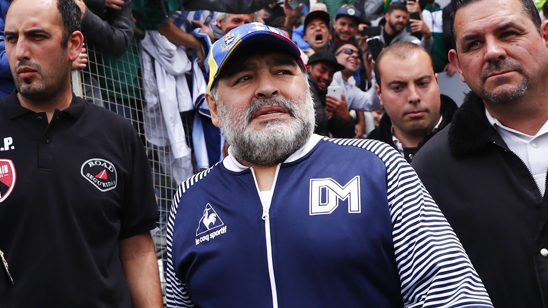 Diego Armando Maradona fue operado con éxito
