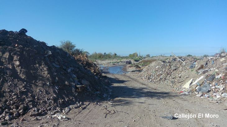 Cierran pasos sobre el río Diamante  para evitar basurales y accidentes
