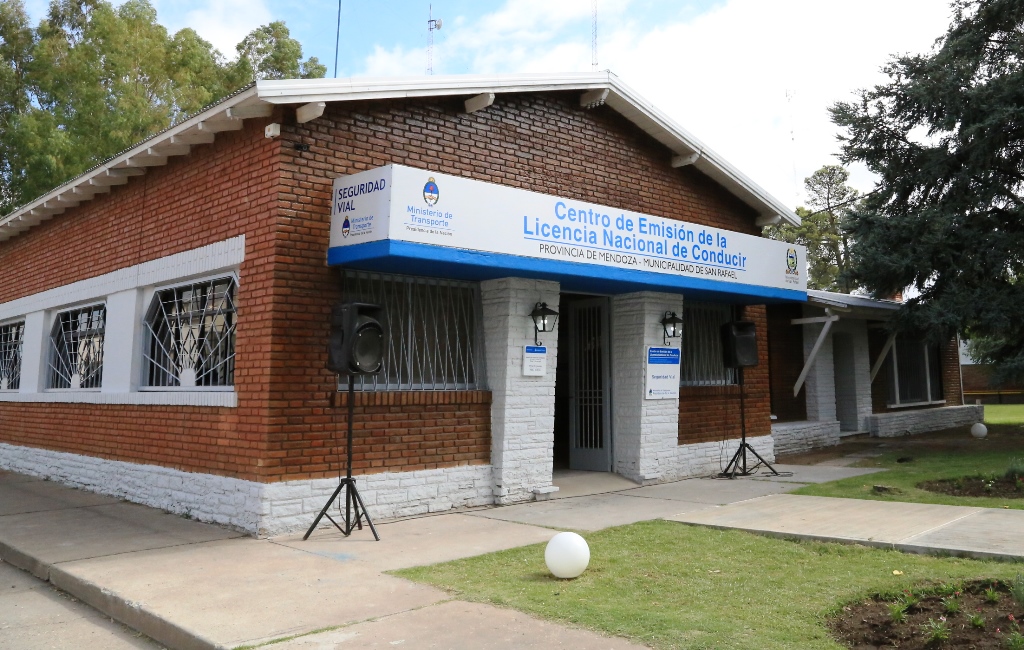 Alertan sobre “ofertas” de licencias  de conducir truchas en las redes