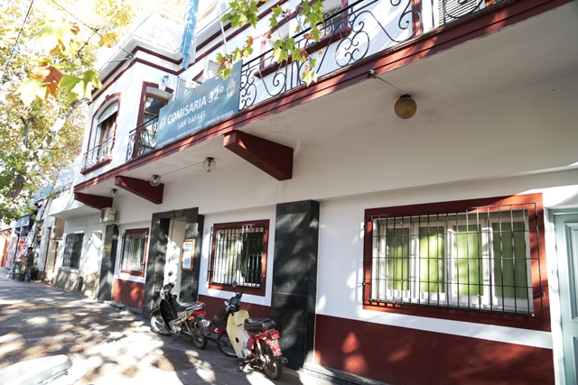 Detuvieron a un hombre por amenazas y secuestraron varios elementos de una vivienda